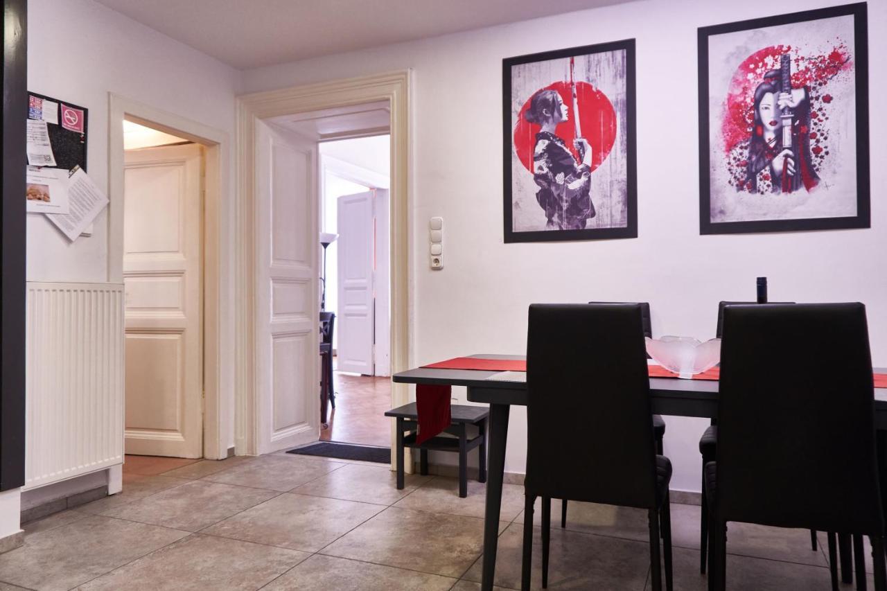 Ili Apartment บูดาเปสต์ ภายนอก รูปภาพ